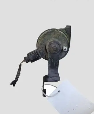 Audi A3 S3 A3 Sportback 8P Horn signal 8P0951229
