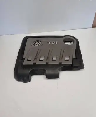 Volkswagen PASSAT B7 Engine cover (trim) 03L103925