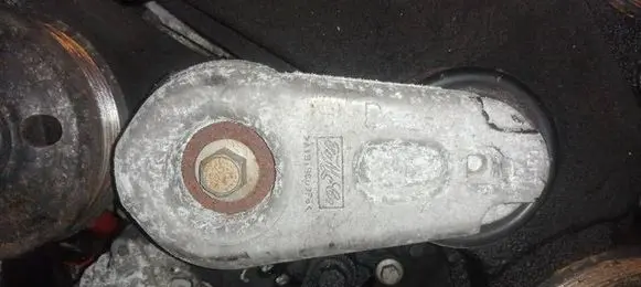 Jaguar XJ X351 Generator/alternator belt tensioner