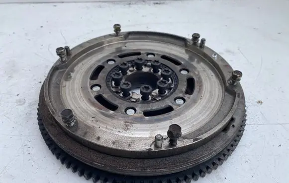 Toyota Avensis T250 Dual mass flywheel 34500G010