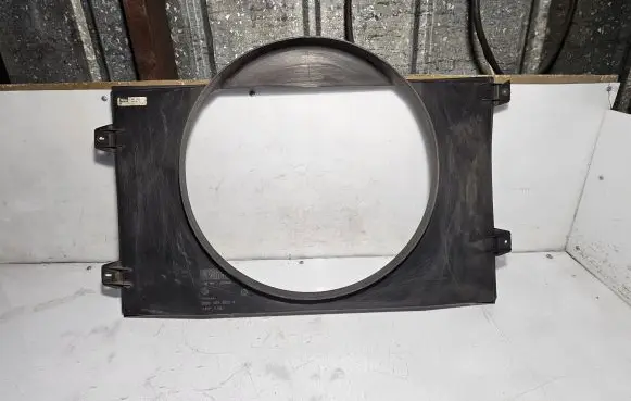 Volkswagen II LT Radiator cooling fan shroud 2D0121201D 2D0121207A