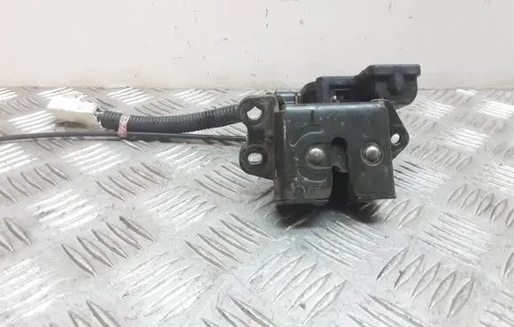 Toyota Corolla E120 E130 Tailgate/trunk/boot lock/catch/latch