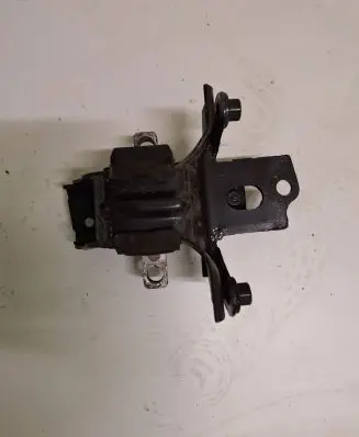 Skoda Fabia Mk2 (5J) Engine mount bracket