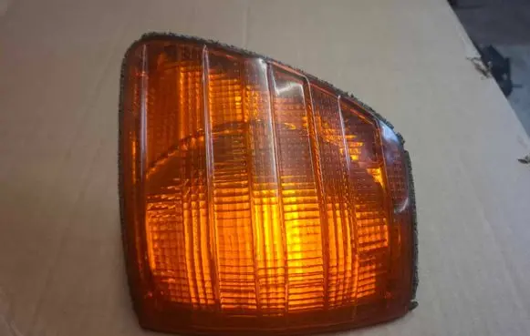 Mercedes-Benz 280 450 W116 Front indicator light 