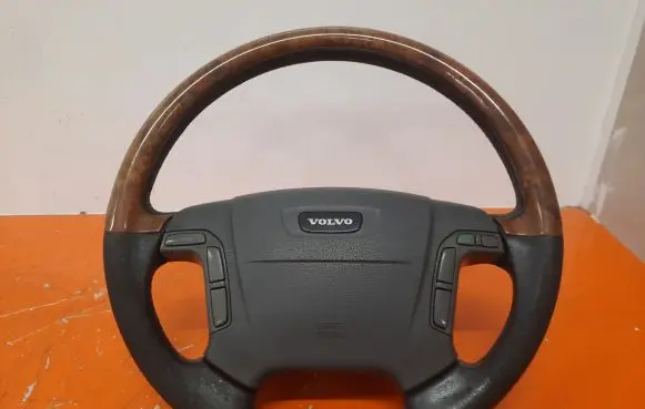 Volvo S80 Steering wheel