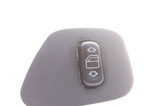 Mercedes-Benz E W210 Electric window control switch 2108200510