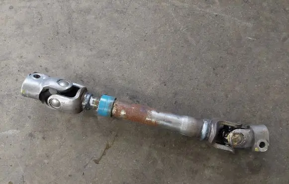 KIA Sportage Steering column universal joint