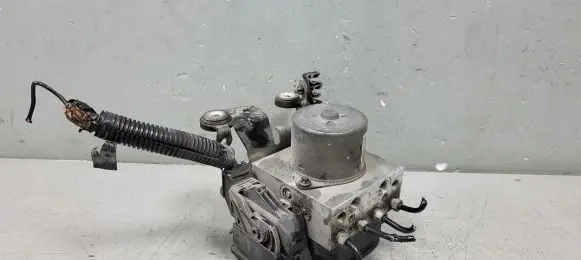 Ford Mondeo MK IV ABS Pump 16566002B
