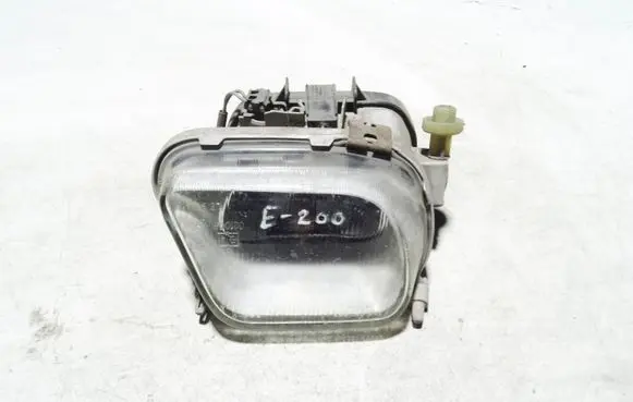 Mercedes-Benz E W210 Front fog light 1305219061 0305050002