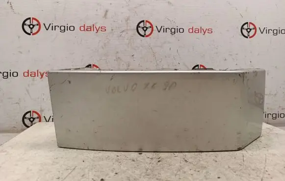 Volvo XC90 Rear/tail light trim molding 8620820