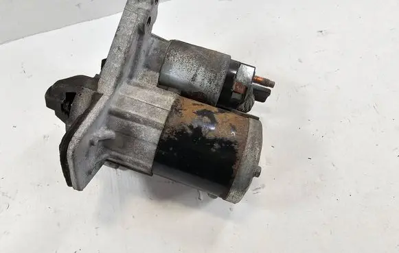 Nissan Qashqai Starter motor 233004979R