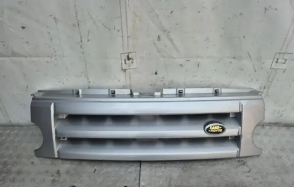 Land Rover Discovery 3 - LR3 Front bumper upper radiator grill DHB000274XXX