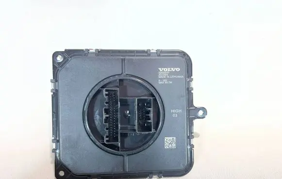 Volvo XC60 Voltage converter/converter module 32420510