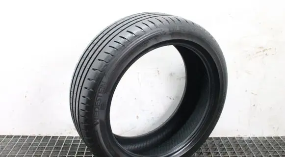 Toyota Auris E180 R17 summer tire 21545R17 ULTRAC