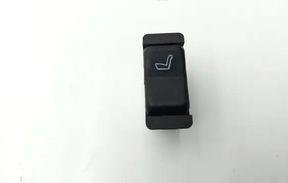 Mercedes-Benz S W126 Seat heating switch 0008208610 03813420