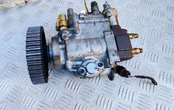 Opel Meriva A Fuel injection high pressure pump 8971852422 HU0965006002 1317000011
