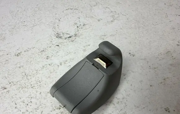 BMW 5 E60 E61 Sun visor clip/hook/bracket 