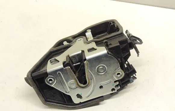 BMW X1 E84 Rear door lock 7229459