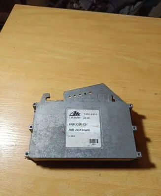 Ford Scorpio ABS control unit/module 92GB2C013CB 3X0905 10094101054