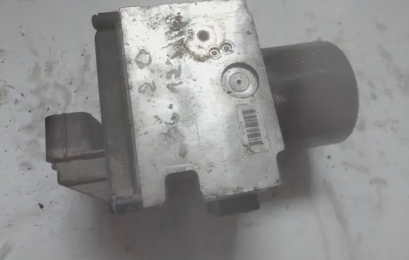 Volkswagen PASSAT B6 ABS Pump 3C0614109 16420301A 16420501