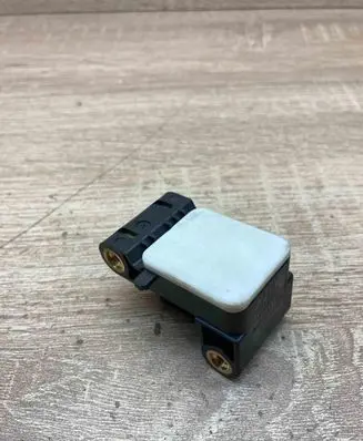 BMW 1 E81 E87 Airbag deployment crash/impact sensor 6911003