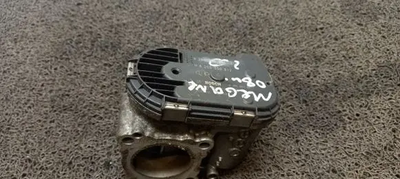 Renault Megane II Throttle valve 8200330810E H8200330812