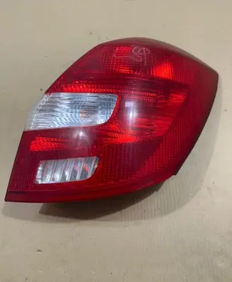 Skoda Fabia Mk2 (5J) Rear/tail lights 5j6945096 VP7SWX13404 ZSB5JG01