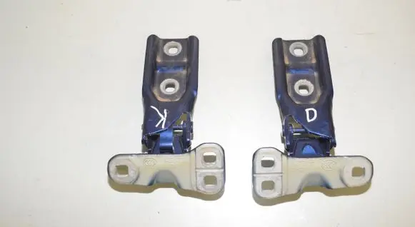 BMW 2 F45 Tailgate/trunk/boot hinge 7300809 7300810 7317769