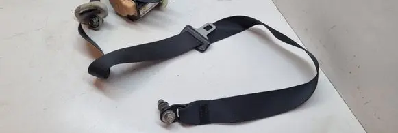 Suzuki Grand Vitara II Front seatbelt 8492065J0