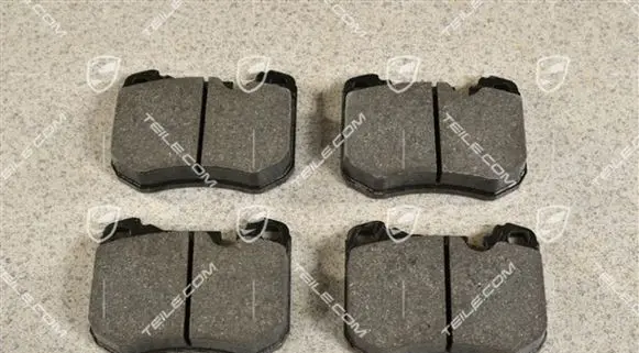 Porsche 944 Brake pads (front) 94435195103