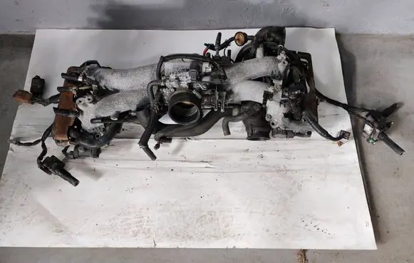 Subaru Impreza III Intake manifold