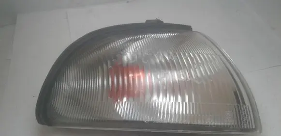 Subaru Legacy Front indicator light 21020579