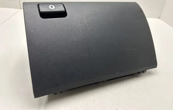Toyota Avensis T270 Glove box 5555005090