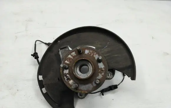 Opel Insignia A Front wheel hub spindle knuckle
