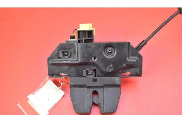 Opel Vectra C Tailgate/trunk/boot lock/catch/latch 495072894