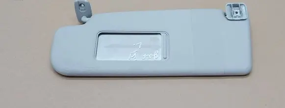 Volkswagen Golf VI Sun visor