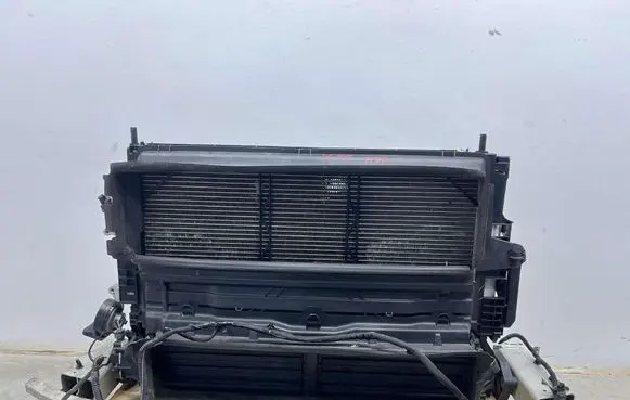 Volvo V60 Front bodywork piece 