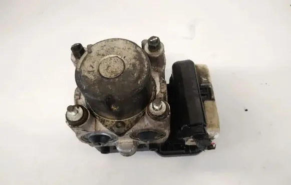 Toyota RAV 4 (XA30) ABS Pump 4451042150 44510-42150