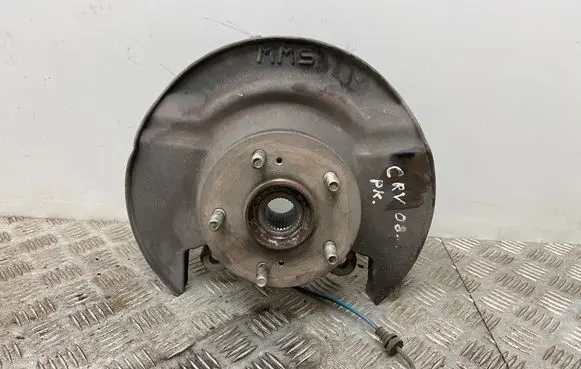 Honda CR-V Front wheel hub