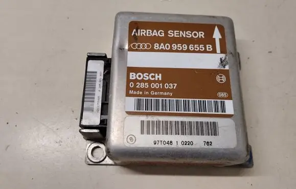 Audi A6 S6 C4 4A Airbag control unit/module 8A0959655B 0285001037