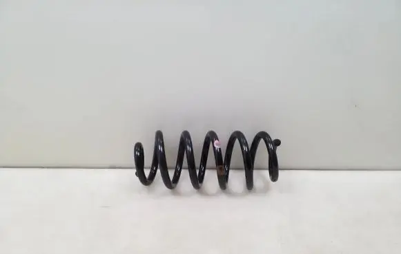 Nissan Qashqai J12 Rear coil spring