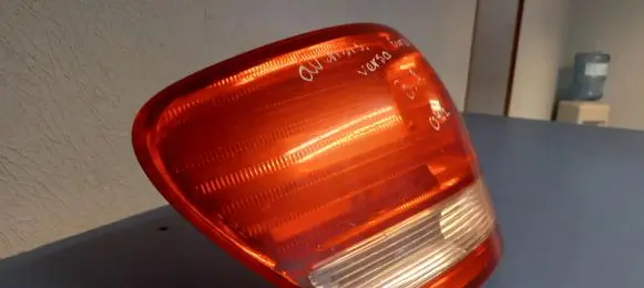 Toyota Avensis Verso Rear/tail lights