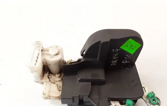 Alfa Romeo 147 Front door lock B792