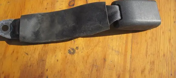 Nissan X-Trail T31 Front seatbelt buckle