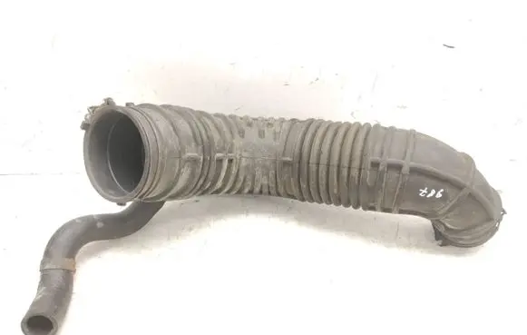 Air intake hose/pipe