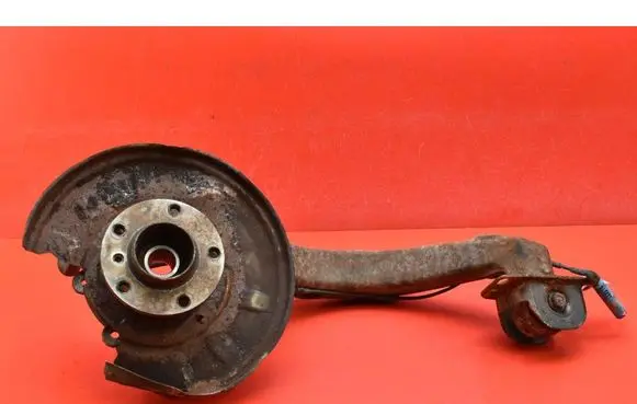BMW X3 E83 Front wheel hub spindle knuckle