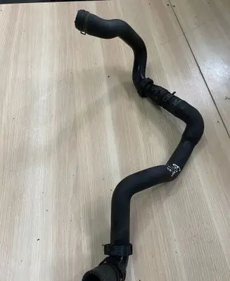 Mini One - Cooper Coupe R56 Engine coolant pipe/hose 