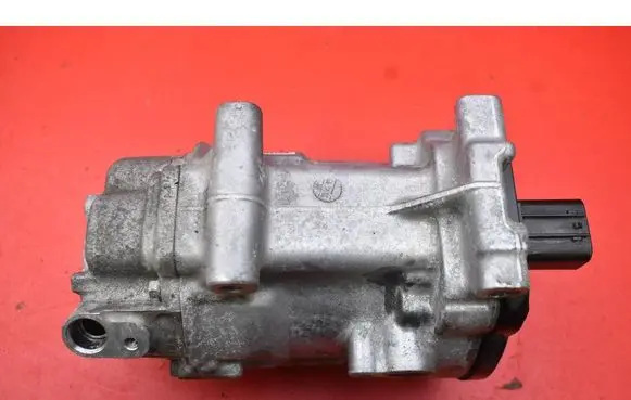 Toyota Yaris Cross Air conditioning (A/C) compressor (pump) 0424000741