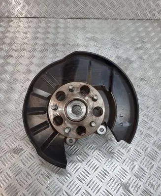 Toyota RAV 4 (XA50) Rear wheel hub