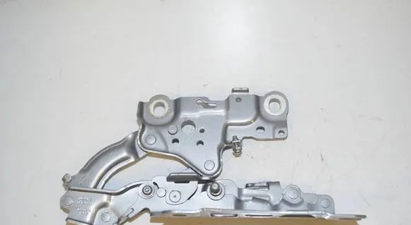 BMW i4 Engine bonnet/hood hinges 7450590 8494432 41008494432